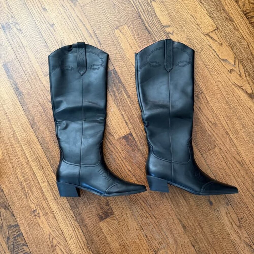 Black Cowgirl Square toe Boot